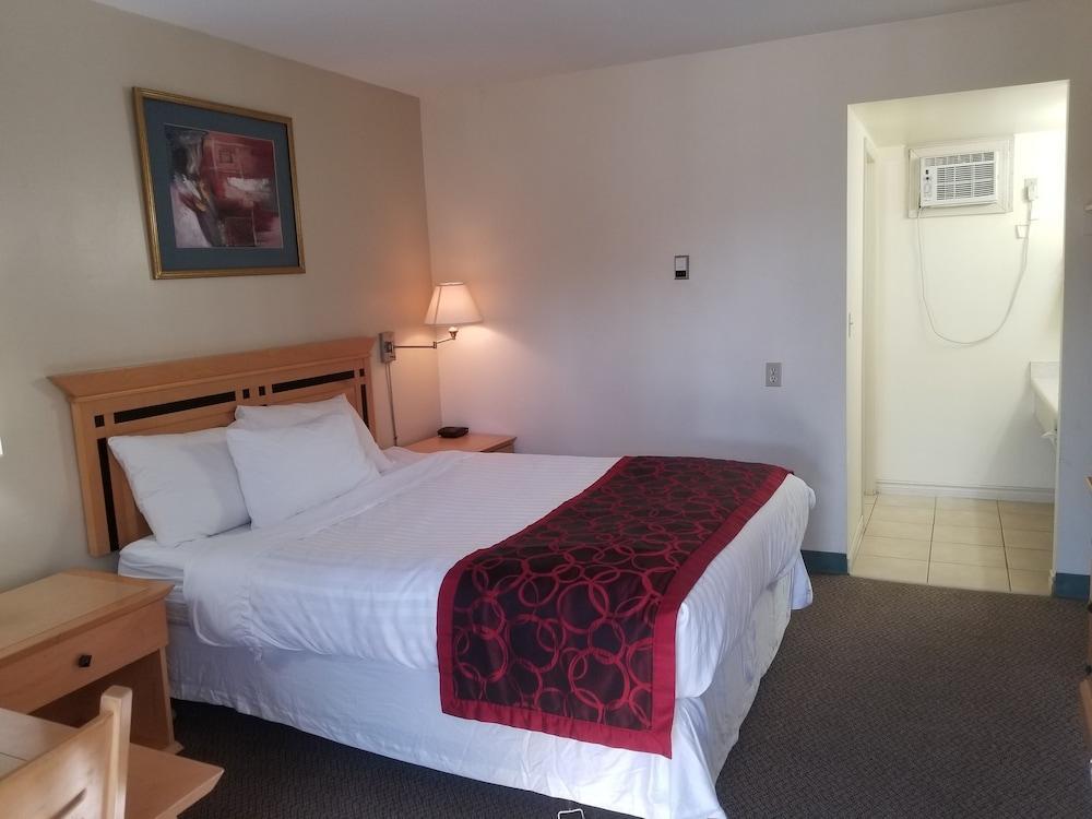 Canada'S Best Value Desert Inn & Suites Cache Creek Εξωτερικό φωτογραφία