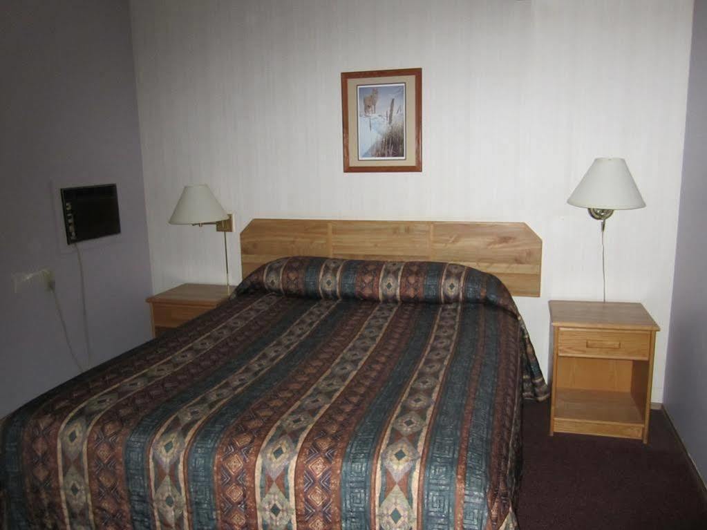 Canada'S Best Value Desert Inn & Suites Cache Creek Εξωτερικό φωτογραφία